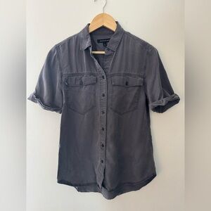 Banana Republic Women’s Button Down
